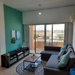 Sea-esta Seaview Apartment, 200 Meters To The * Larnaca
