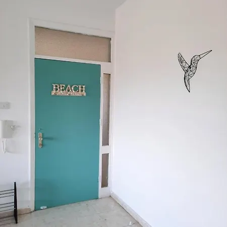 Sea-esta Seaview Apartment, 200 Meters To The * Ларнака