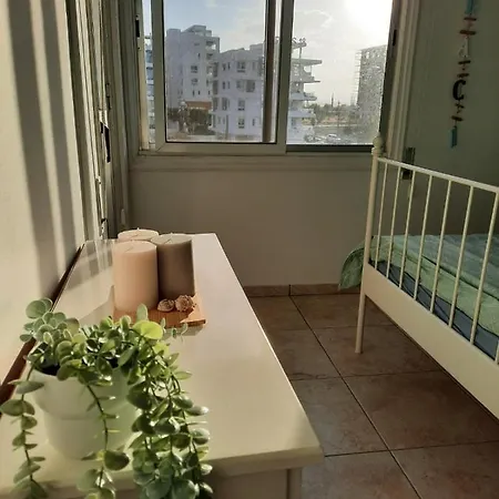 Sea-esta Seaview Apartment, 200 Meters To The * Ларнака