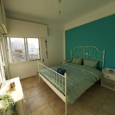 Апартаменти Sea-esta Seaview Apartment, 200 Meters To The *