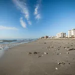 아파트 Sea-esta Seaview Apartment, 200 Meters To The 라르나카