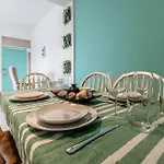 Sea-esta Seaview Apartment, 200 Meters To The 라르나카