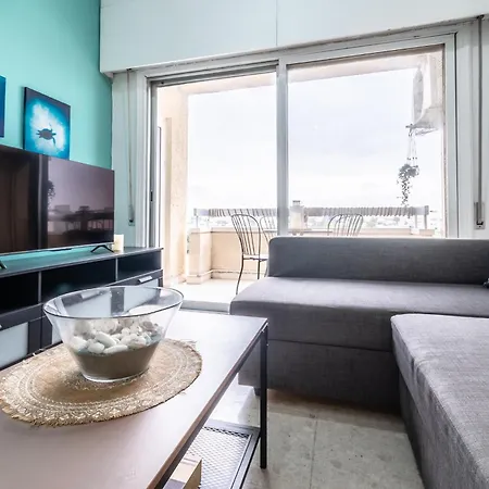 아파트 Sea-esta Seaview Apartment, 200 Meters To The