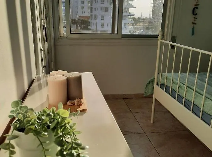 Sea-esta Seaview Apartment, 200 Meters To The * Larnaka