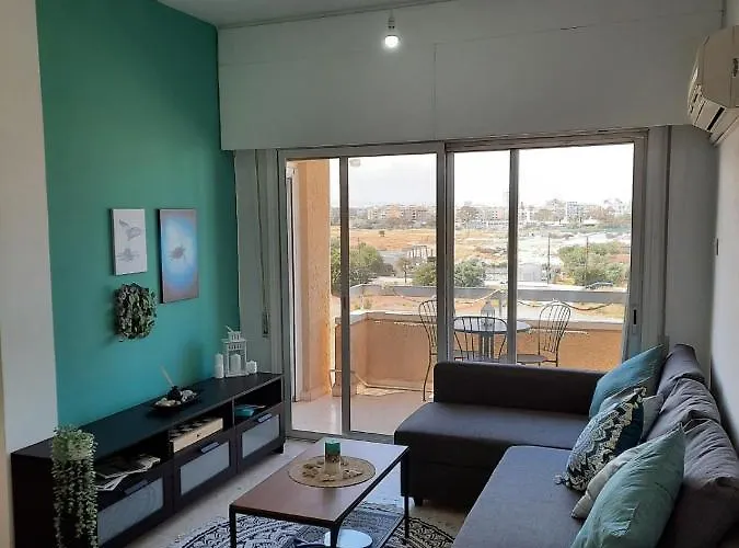 Sea-esta Seaview Apartment, 200 Meters To The * Larnaka