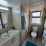 شقة Sea-esta Seaview Apartment, 200 Meters To The لارنكا