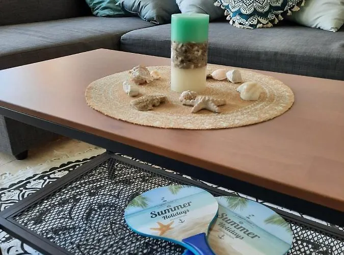 Sea-esta Seaview Apartment, 200 Meters To The